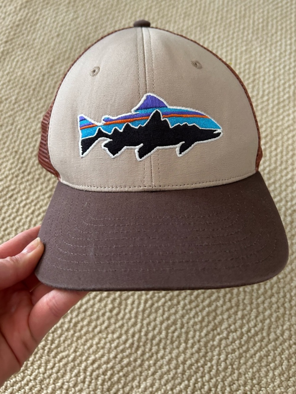 Patagonia men’s trucker Hat with Fish Patch - Tan & Brown